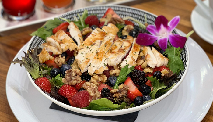 era-cafe-waunakee-lunch-madison-restaurant-best-salads